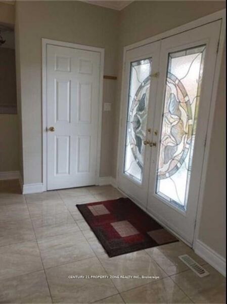 Property Photo: 21 Bentgrass Lane ON L7A 3K4