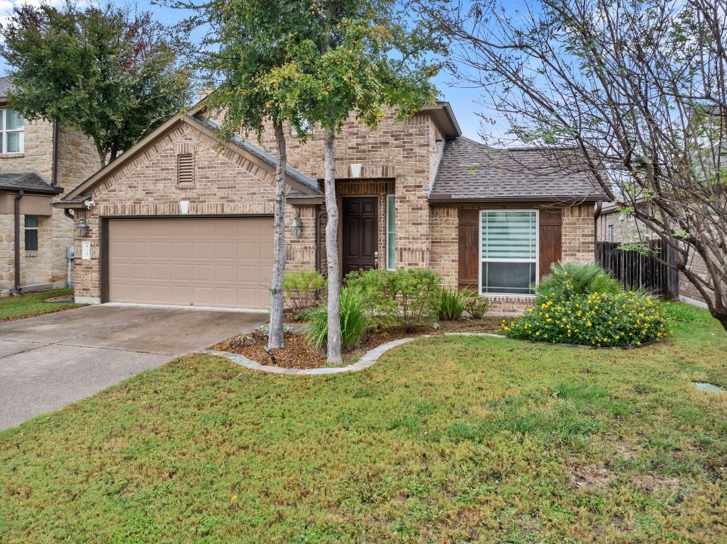 Property Photo:  615 Spanish Mustang Drive  TX 78613 
