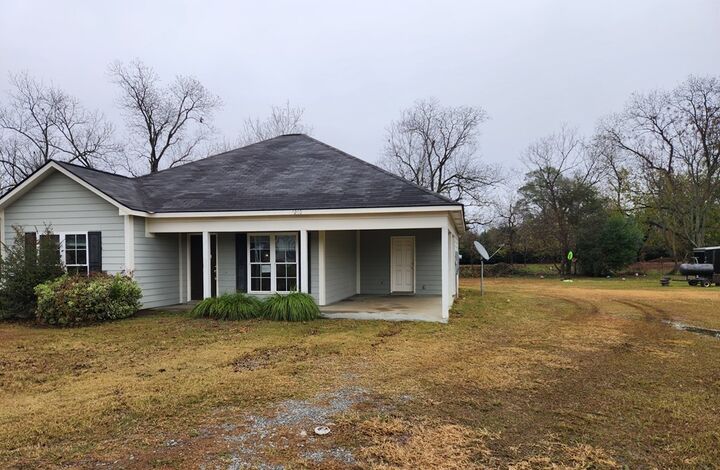 Property Photo: 1240 NE Askew Dr. GA 39842