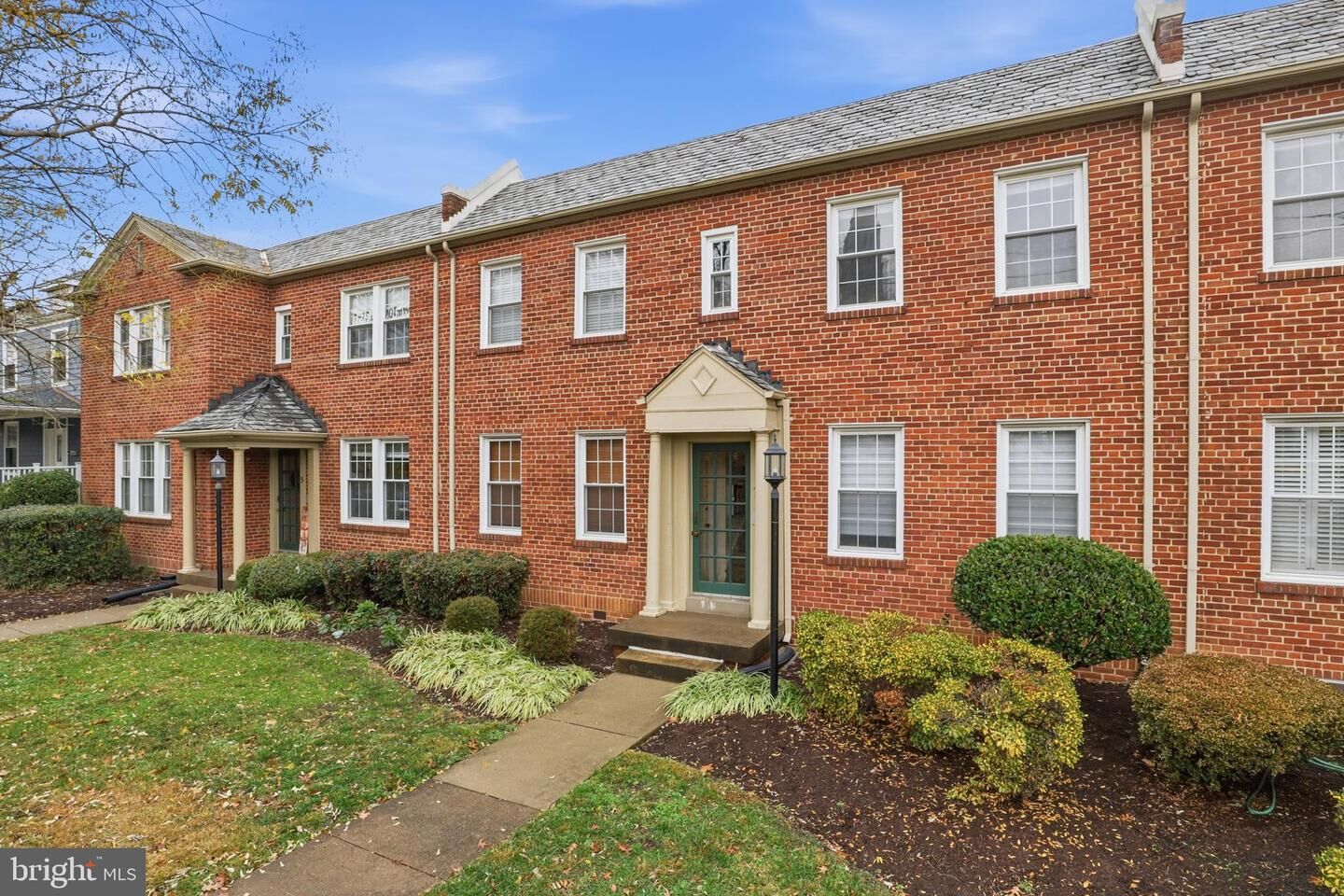 Property Photo:  7 Russell Road  VA 22301 