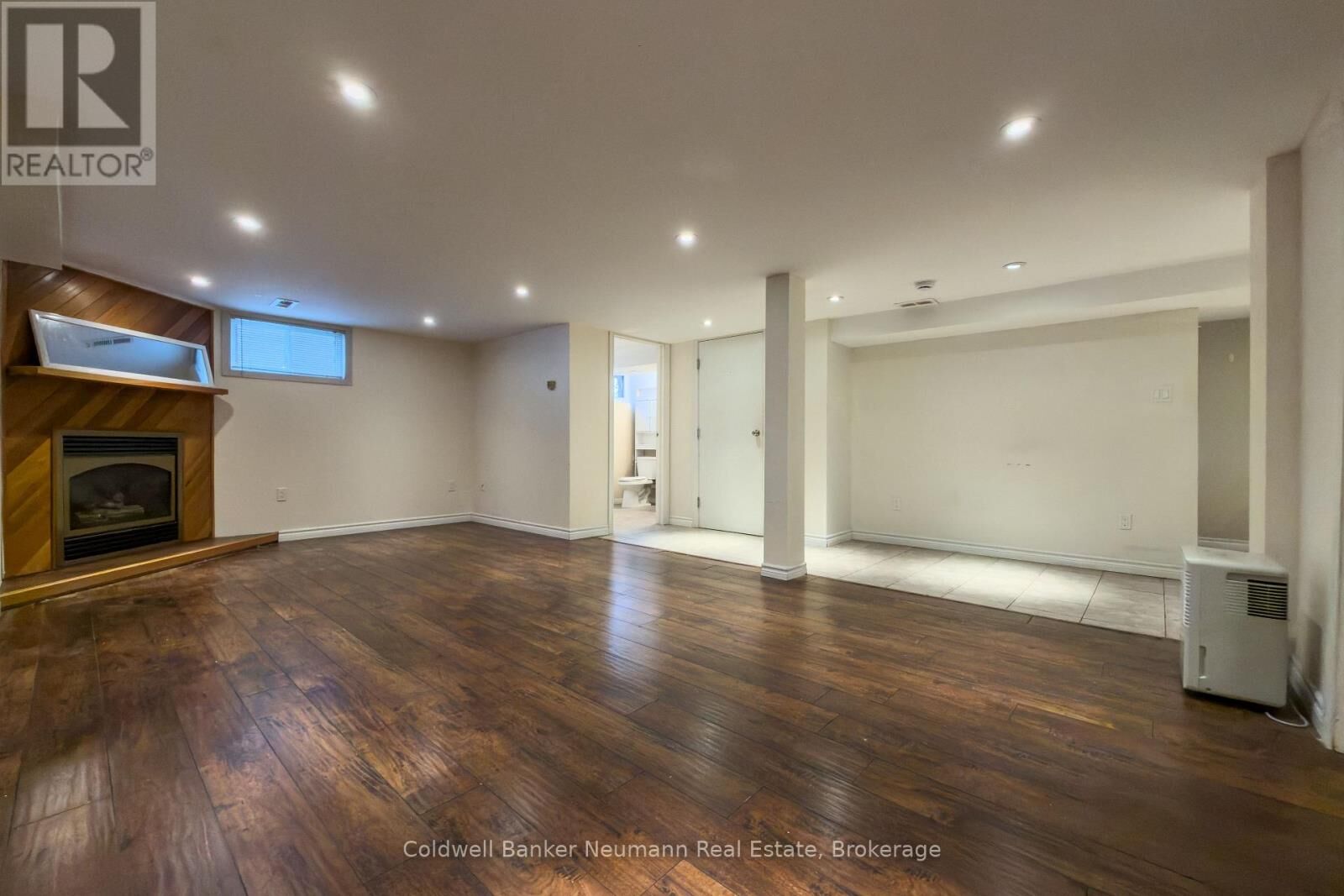 Property Photo: 17 Ottawa Crescent Lower ON N1E 2A4