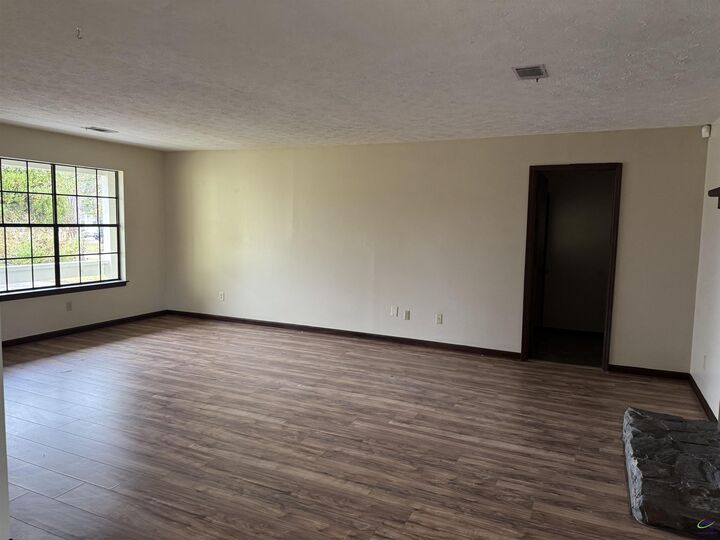 Property Photo:  108 Renoir Lane  GA 31088 