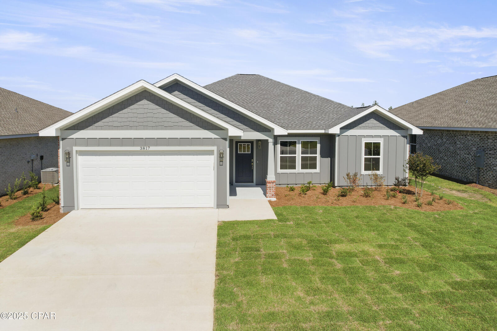 Property Photo: 3817 Red Deer Circle FL 32404