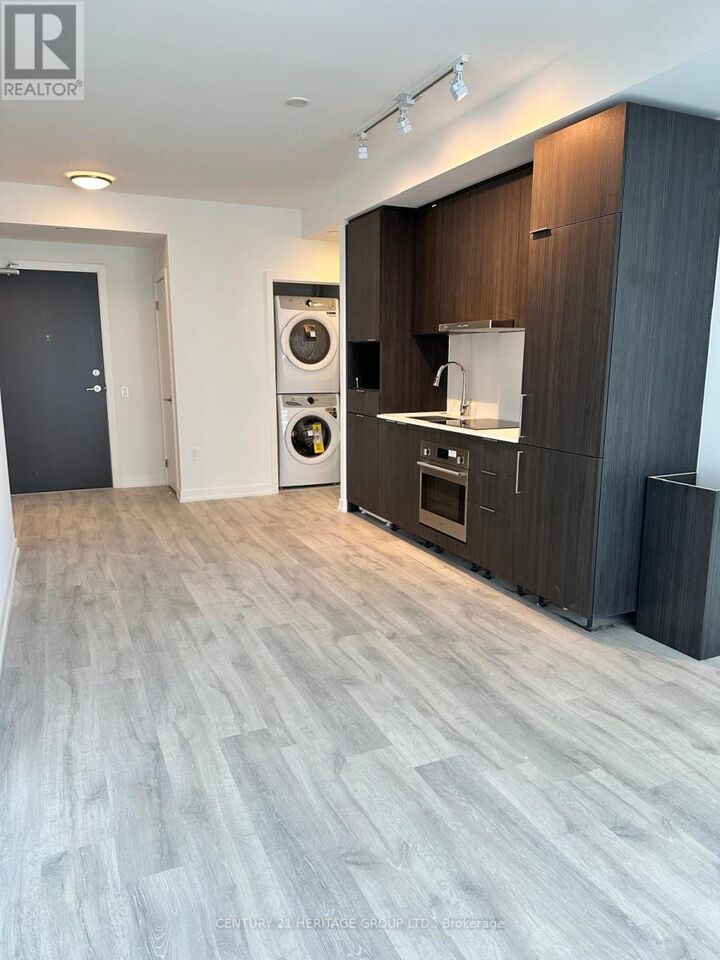 Property Photo:  7 Golden Lion Heights 2706  ON M2M 0C1 