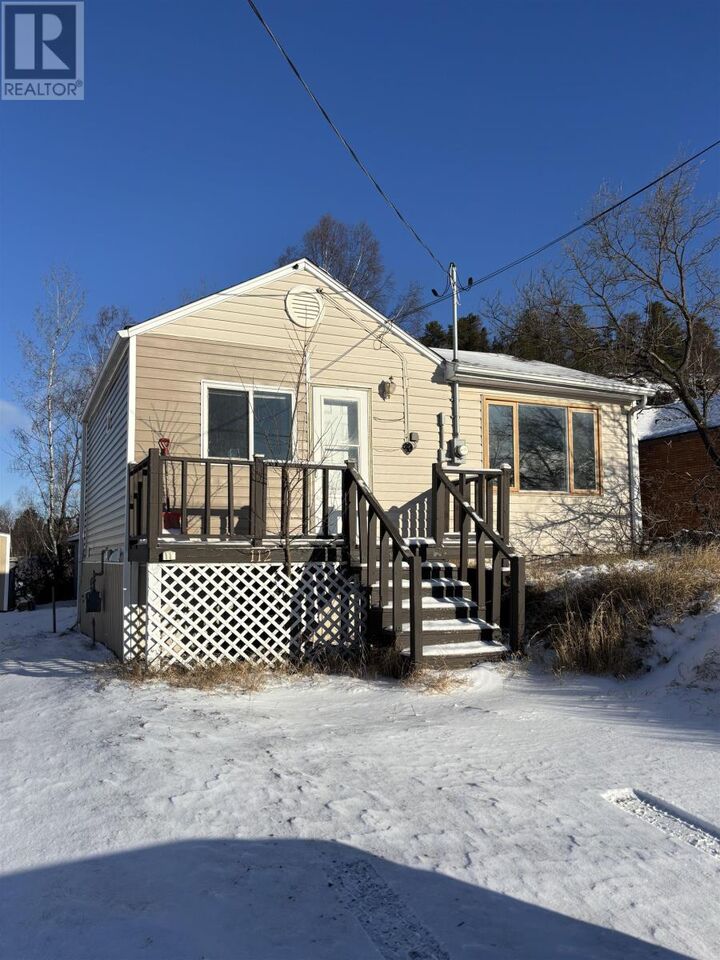 112 Mercury Ave. E  Atikokan ON P0T 1C0 photo