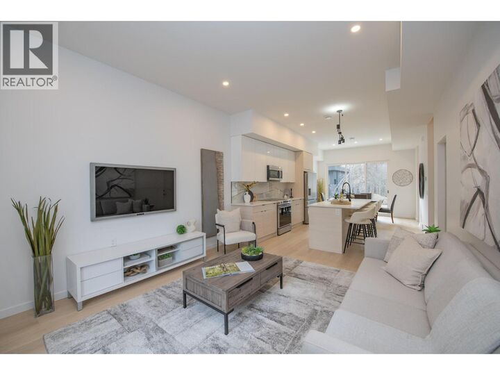 Property Photo: 9188 Tronson Road 3 BC V1H 1E2