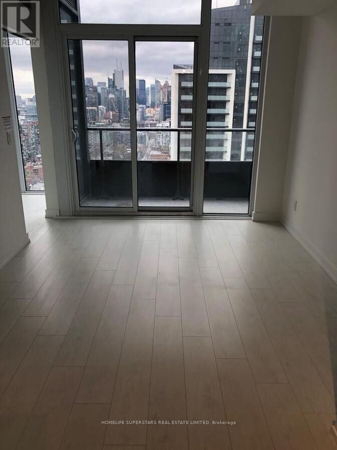 Property Photo:  19 Western Battery Road Ph1  ON M6K 3S4 