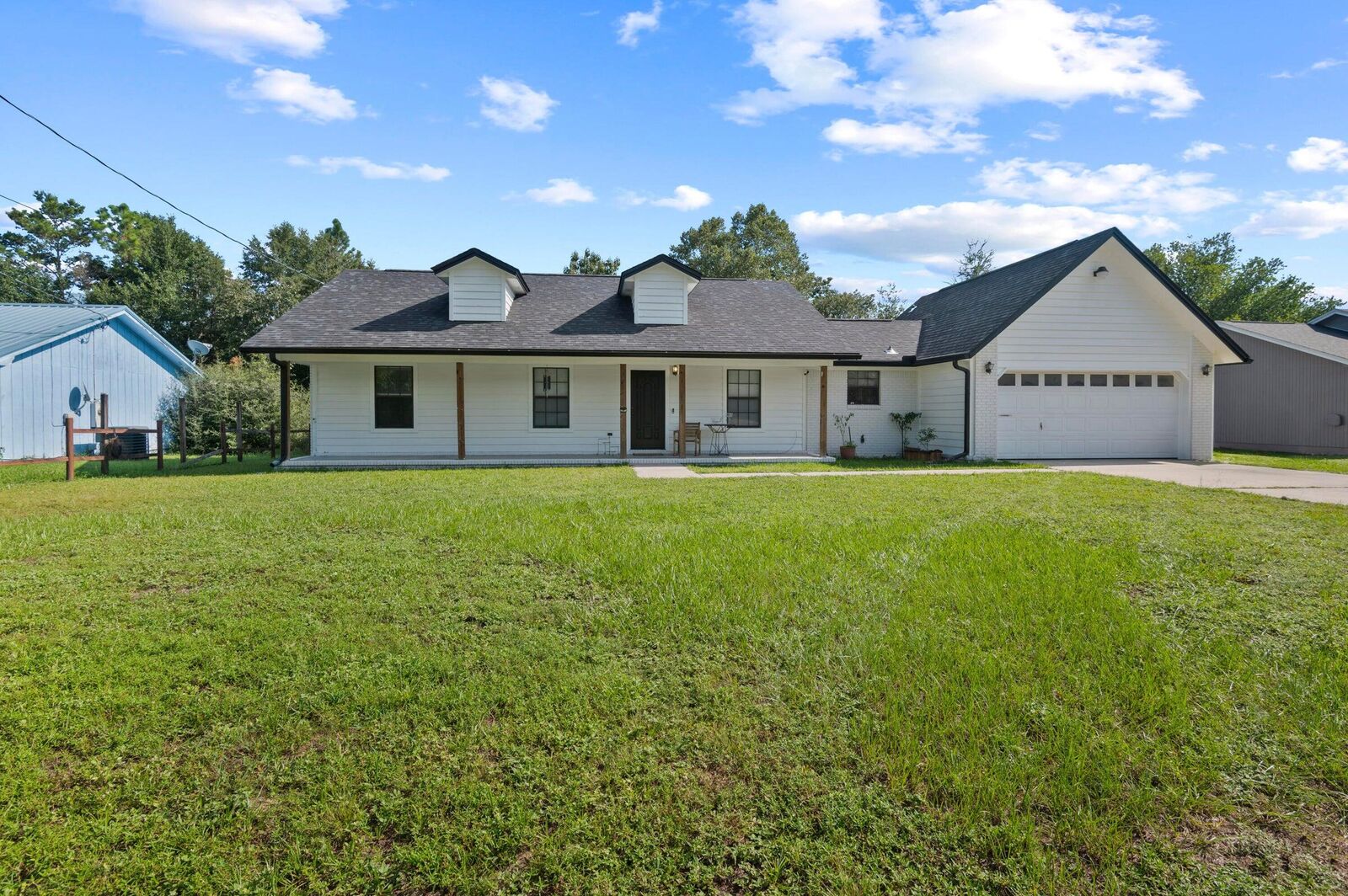 Property Photo: 403 Juniper Drive FL 32536