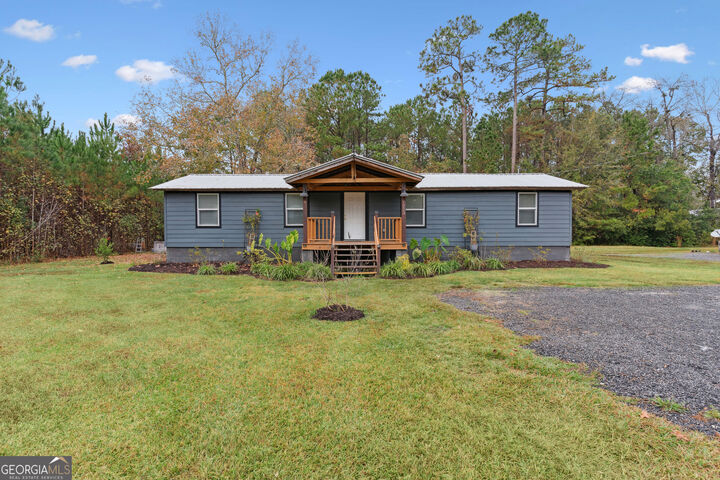 Property Photo:  1223 White Drive NE  GA 31331 