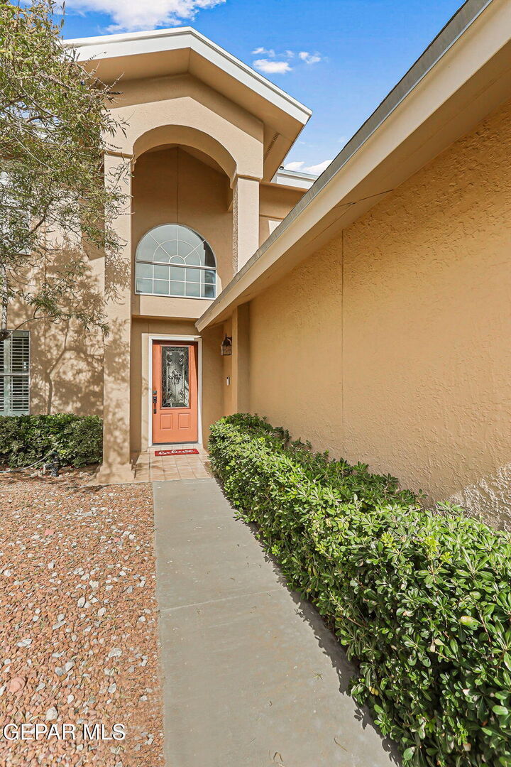 Property Photo: 5917 Via Norte Lane TX 79912