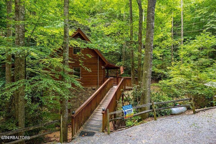 Property Photo:  1823 Laurel Valley Way  TN 37862 