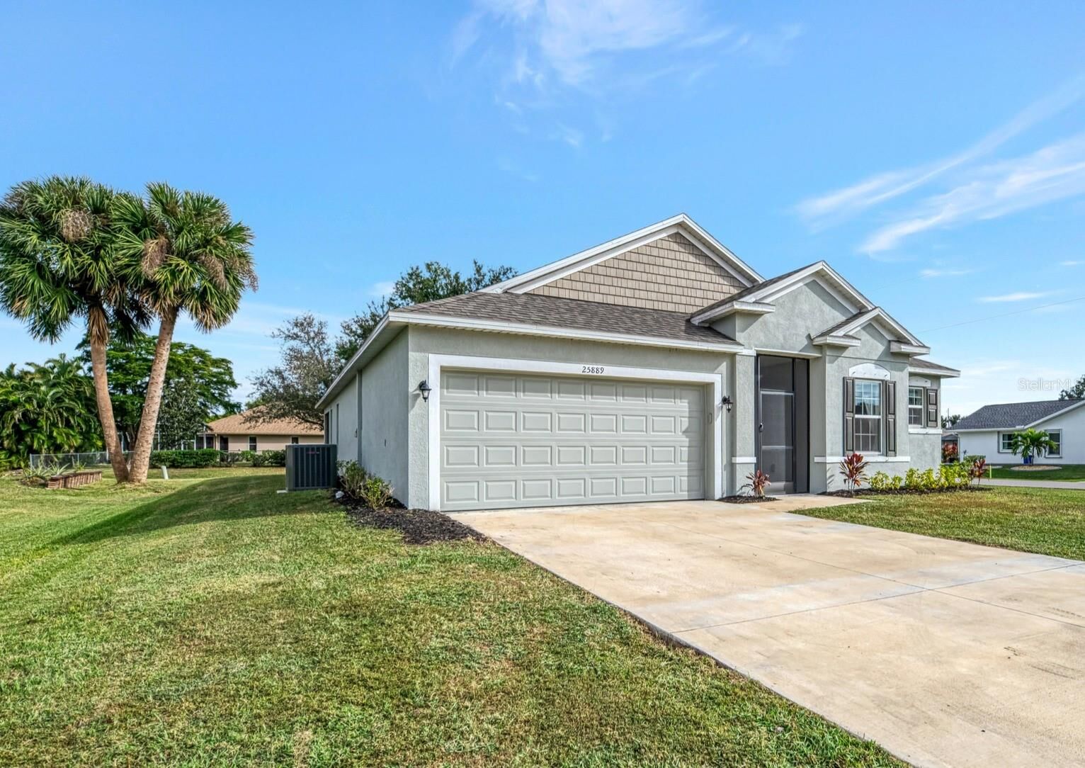 Property Photo: 25889 Aysen Drive FL 33983