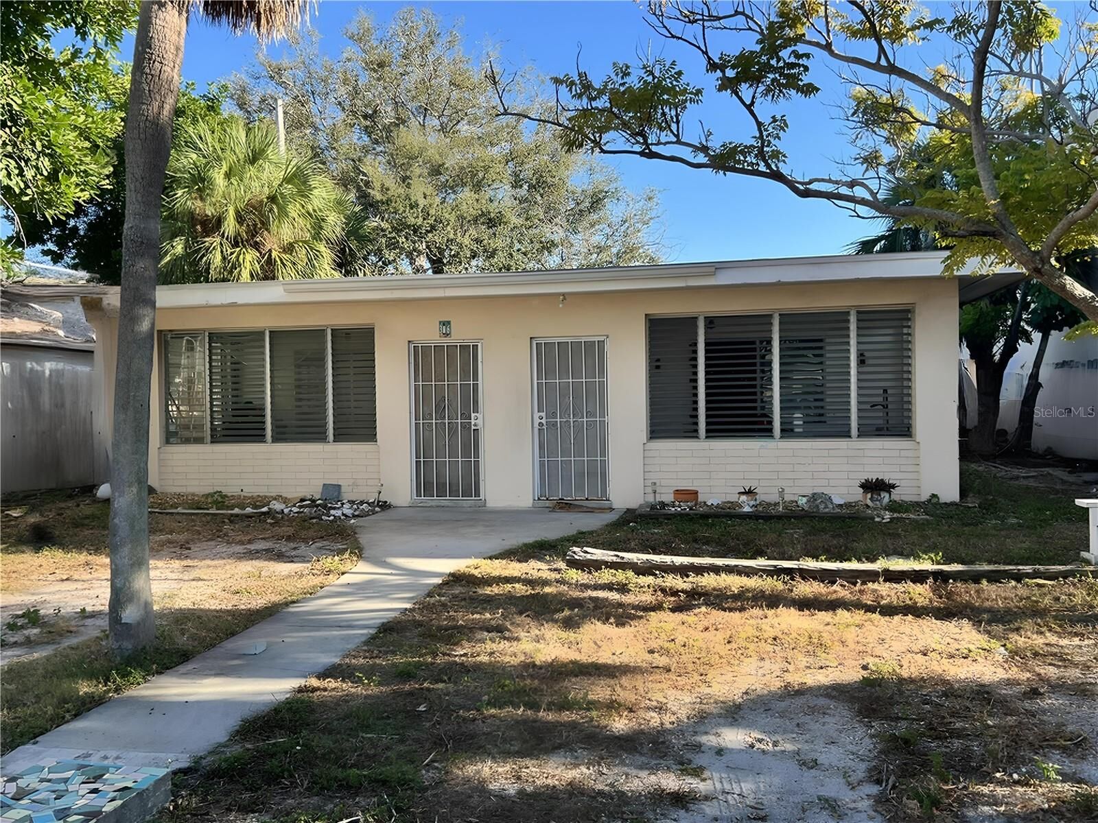 Property Photo: 316 76th Avenue FL 33706