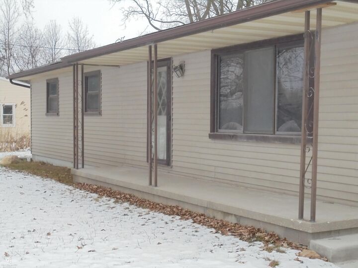 Property Photo:  35325 31 Mile Road  MI 48050-1413 