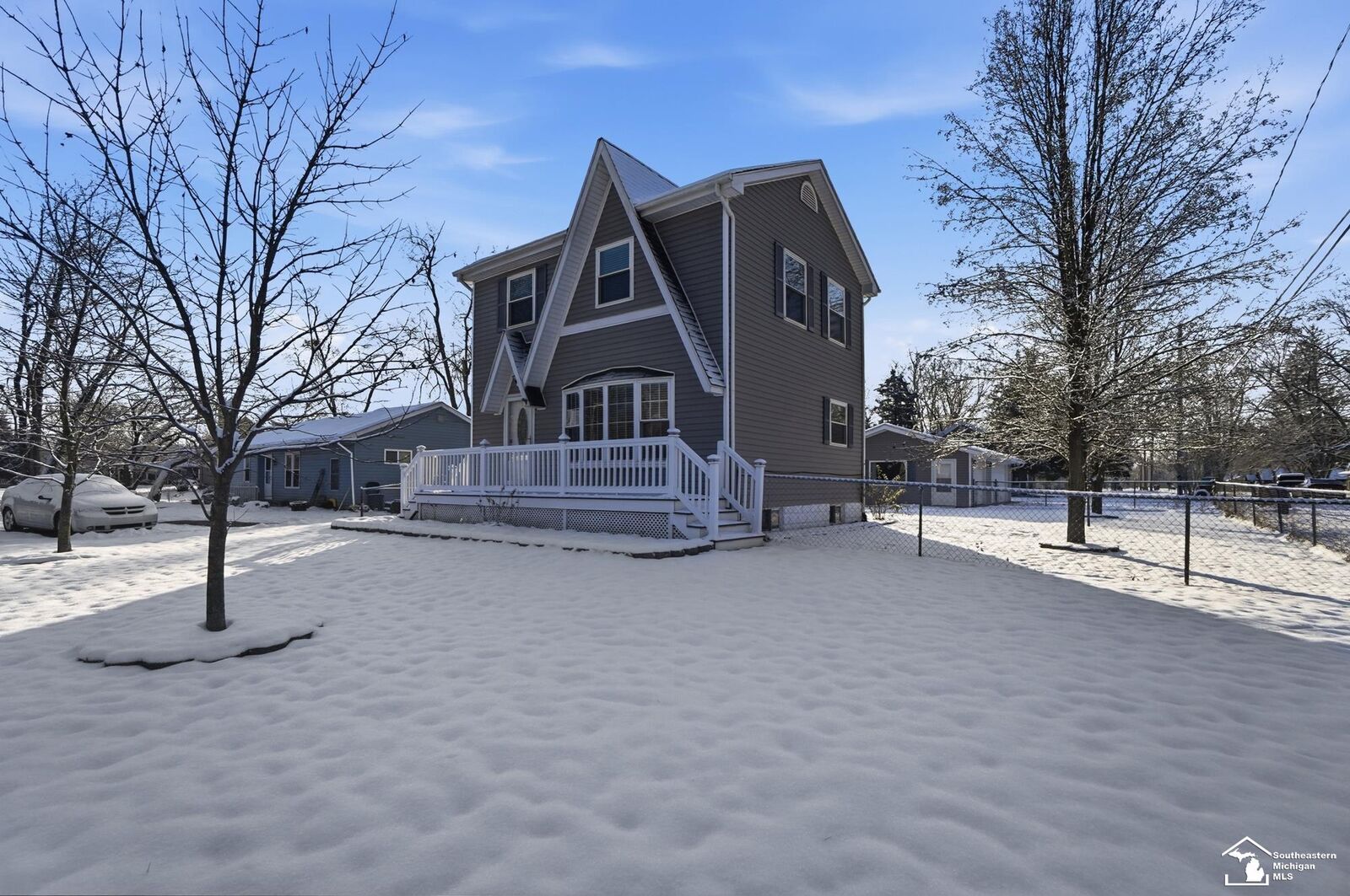 Property Photo: 7350 Elmwood Drive MI 48182