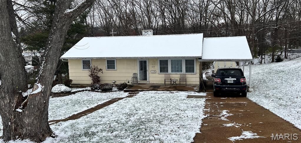 Property Photo: 610 Edgewood Lane MO 63028