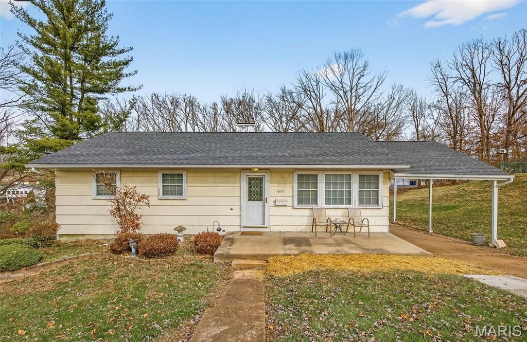 Property Photo: 610 Edgewood Lane MO 63028