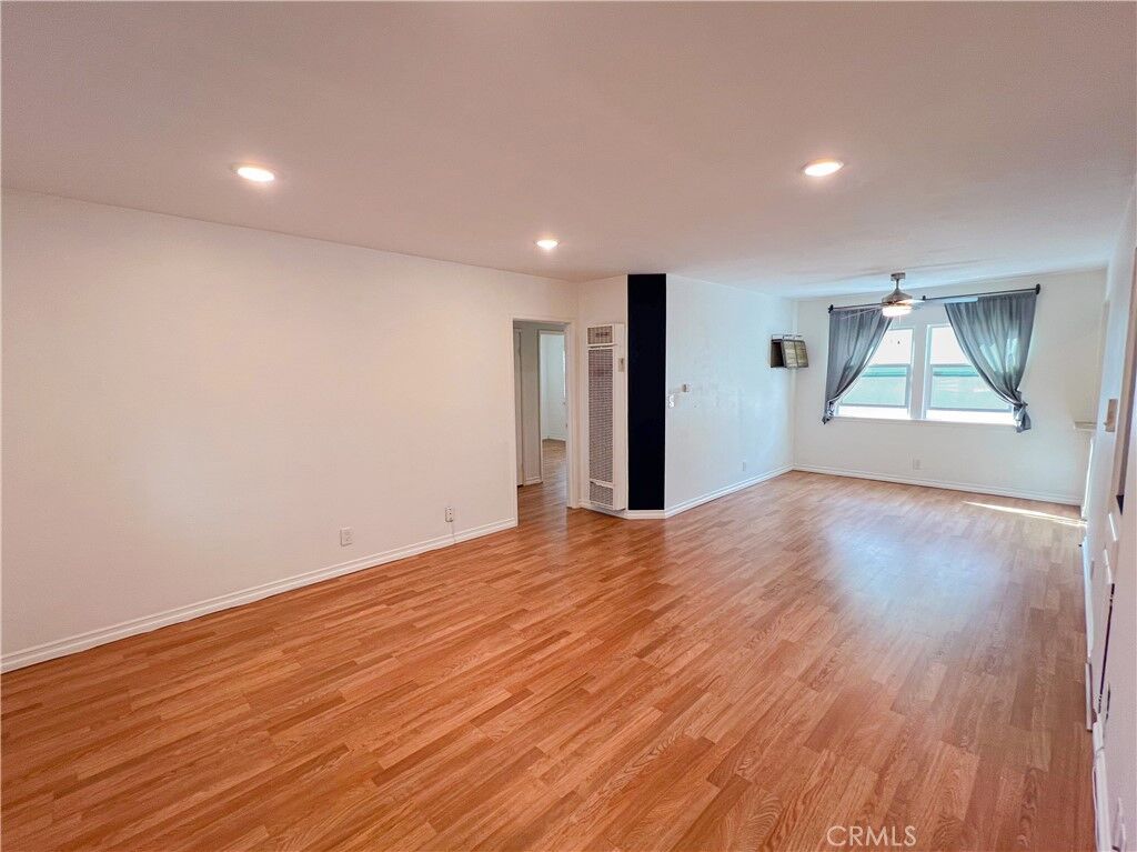 Property Photo:  5835 Bowcroft Street 2  CA 90016 