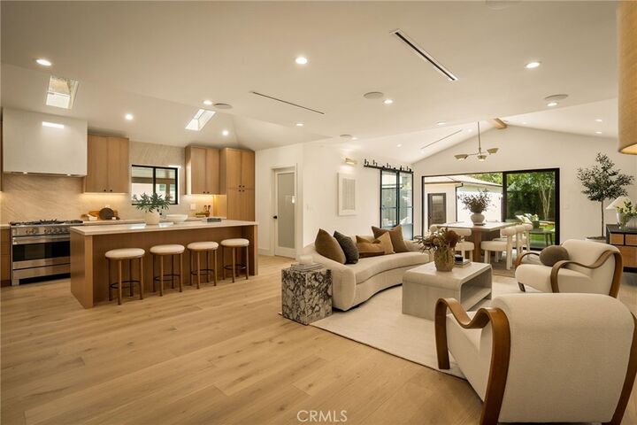 Property Photo:  5444 Morella Ave  CA 91607 