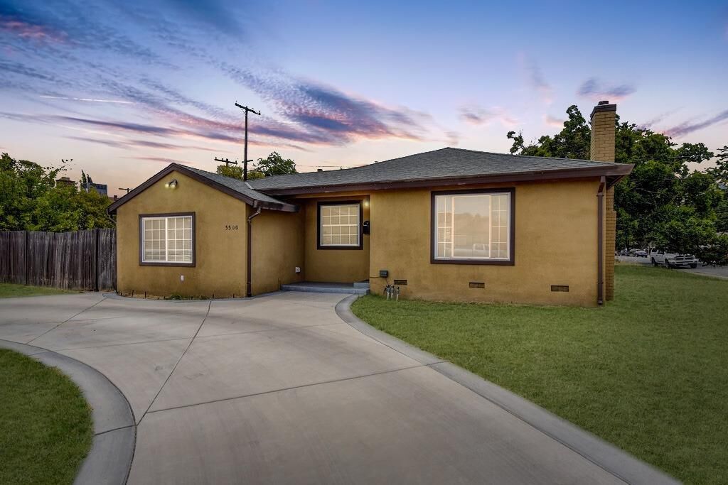 Property Photo:  5500 McMahon Drive  CA 95824 