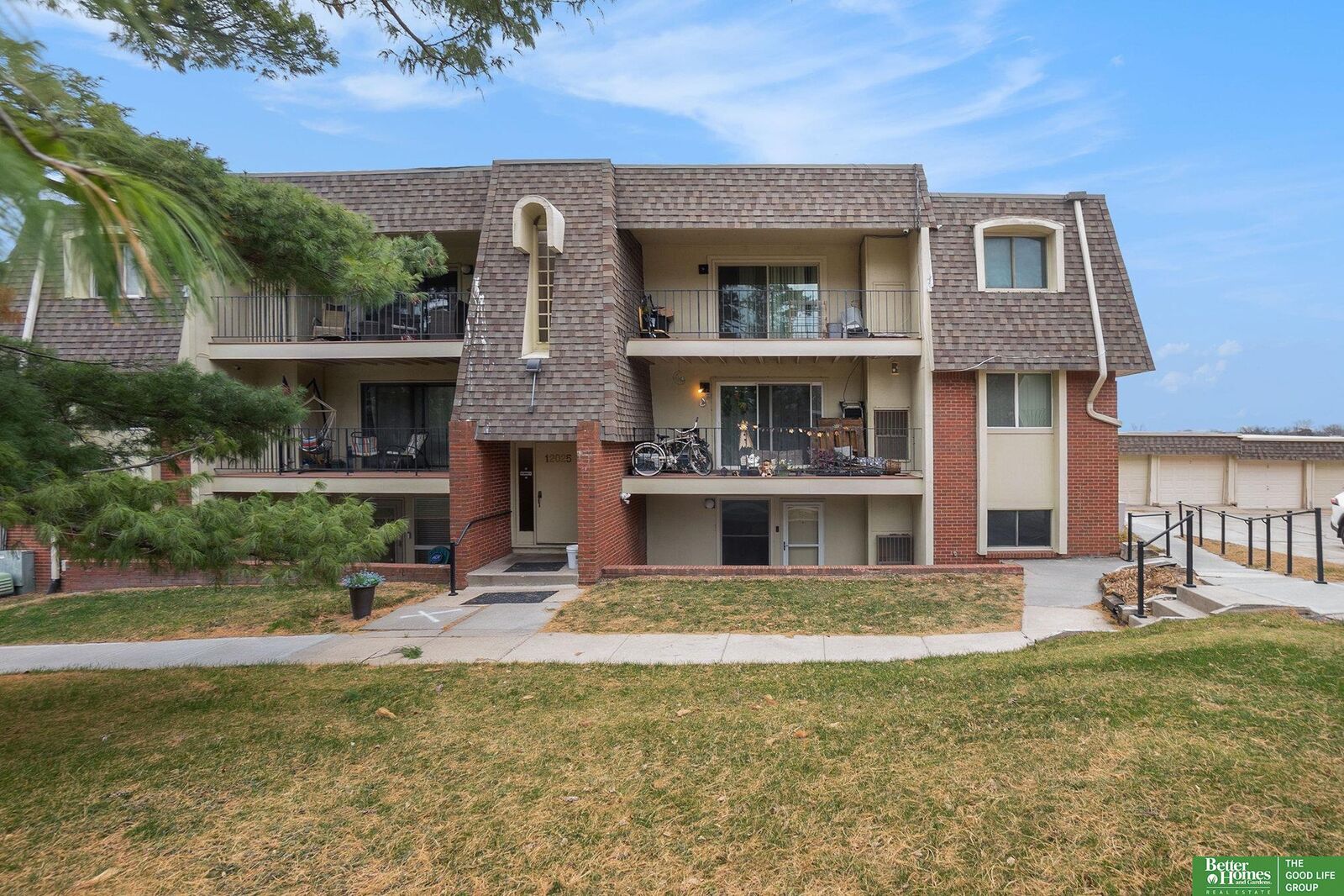 Property Photo:  12025 Pierce Plaza 124  NE 68144 