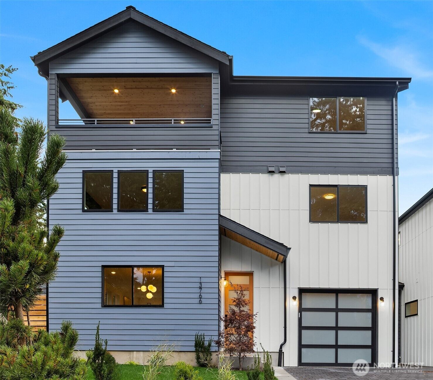 Property Photo:  13766  22nd Avenue NE  WA 98125 