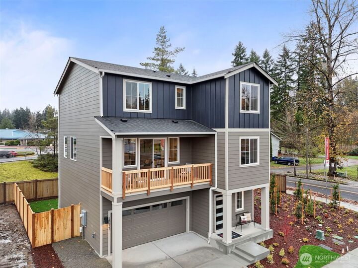 Property Photo:  18521 SE 271st Place  WA 98042 