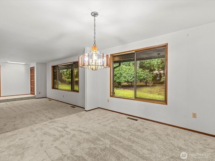 Property Photo: 16715 SE 235th Street WA 98042