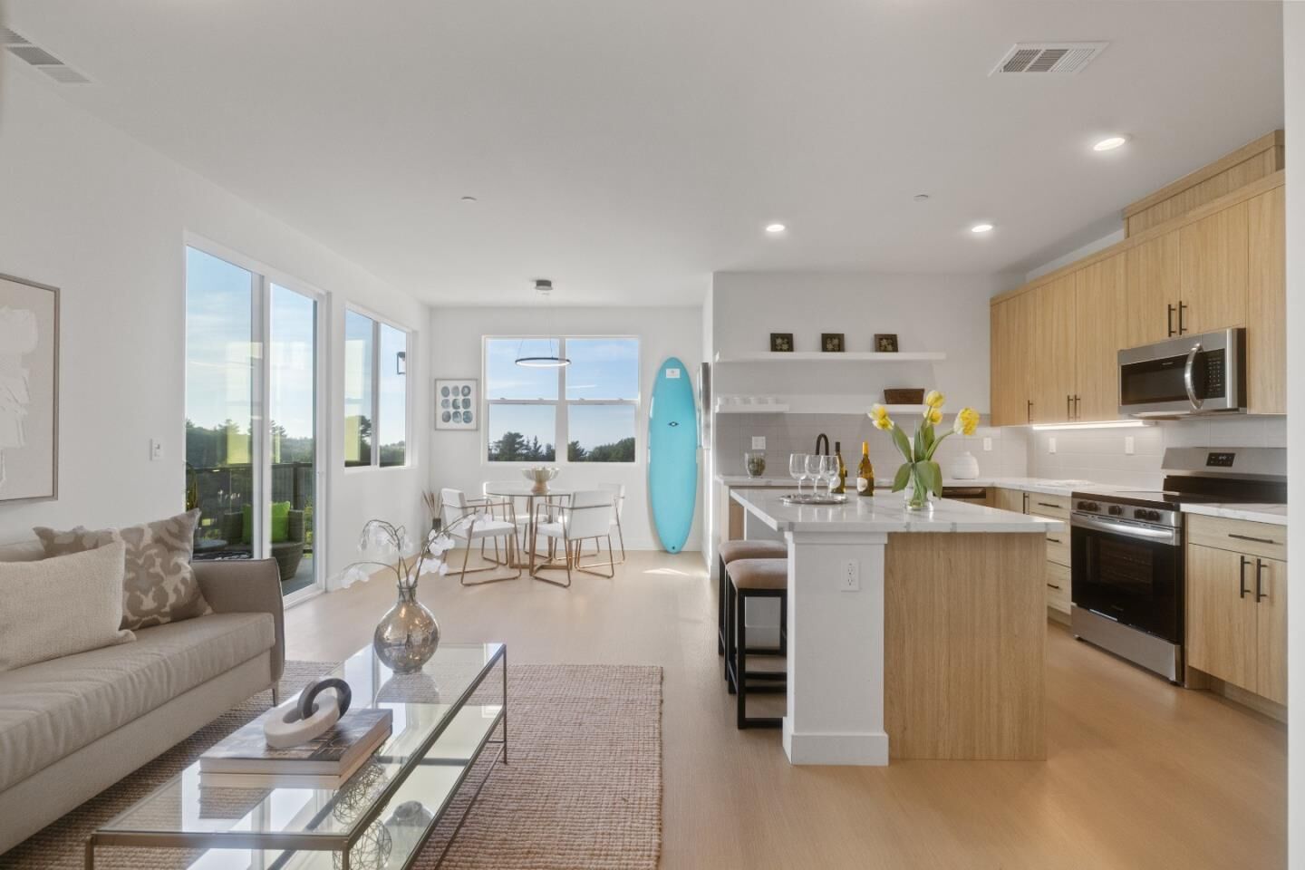 Property Photo: 809 Fassler Avenue CA 94044