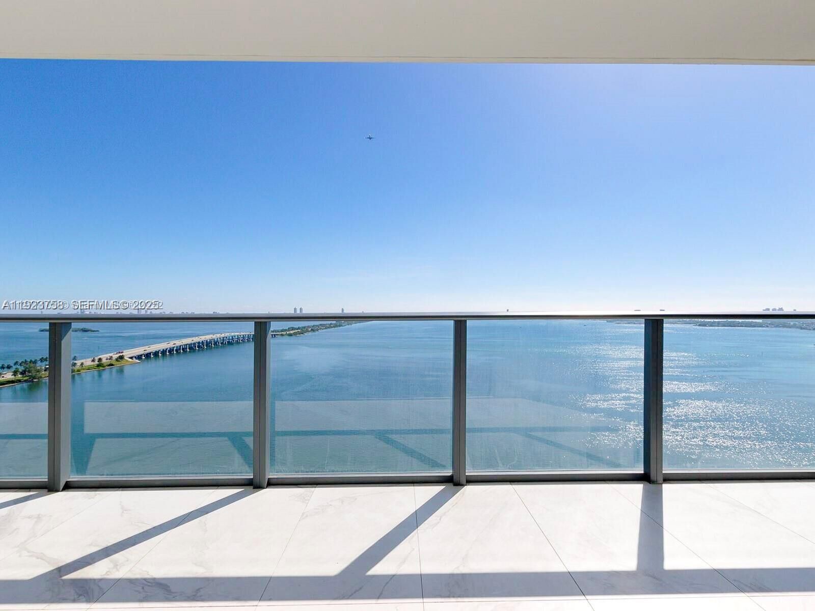 Property Photo: 3131 NE 7th Ave 2702 FL 33137