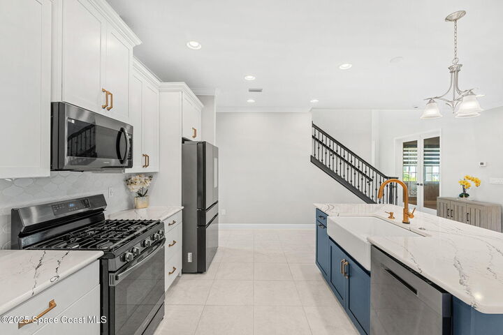 Property Photo: 8403 Catalissa Avenue FL 32940