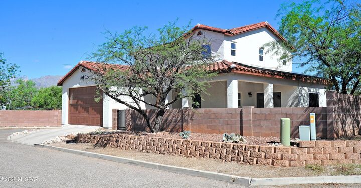 3854 Look Backridge Place  Tucson AZ 85719 photo