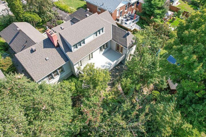 Photo de la propriété:  857 Bourke Street  ON P1B 3K5 