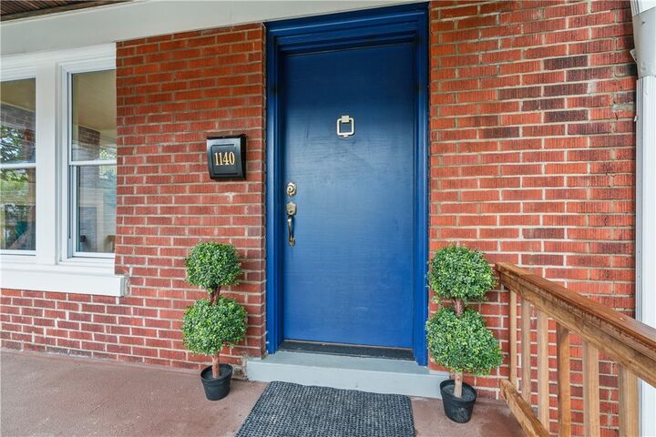 Property Photo: 1140 Arkansas Avenue PA 15216