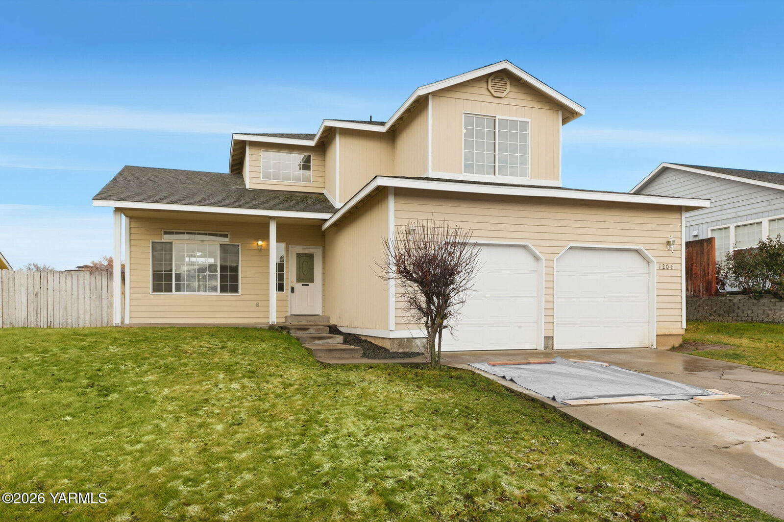 Property Photo:  1204 Home Ave  WA 98942 
