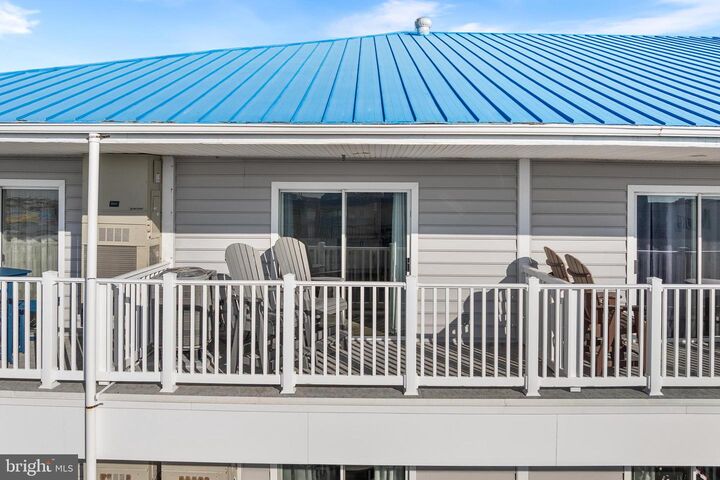 Property Photo:  6 127th Street 402  MD 21842 