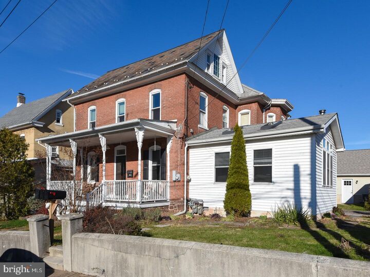 Property Photo:  17-19 N Second St  PA 18964 
