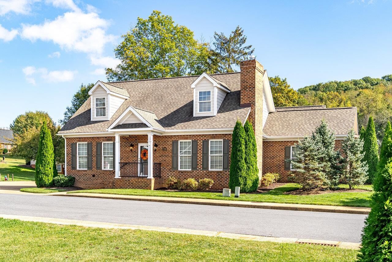 Property Photo: 70 Peyton Randolph Ct VA 22802