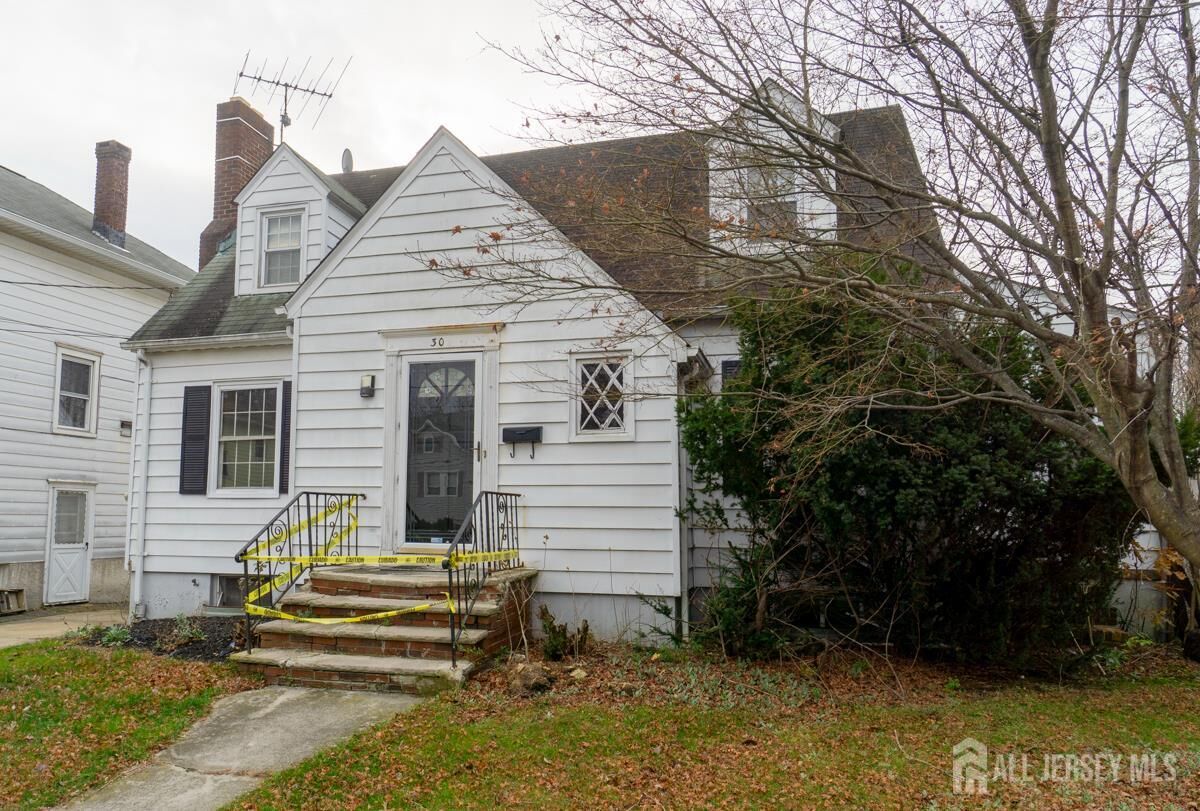Property Photo:  30 Burton Avenue  NJ 08882 