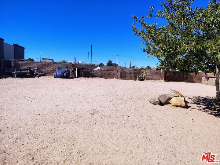 Property Photo: 8178 Kingston Ave CA 92345