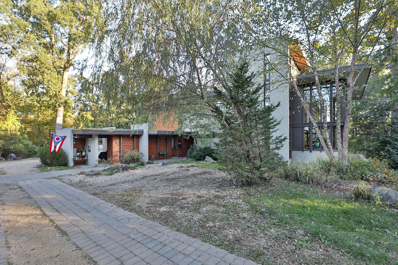 Property Photo:  415 E South Street  OH 43085 