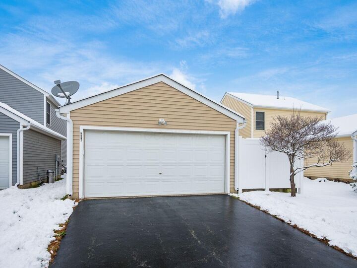 Property Photo: 5507 Poolbeg Street OH 43110