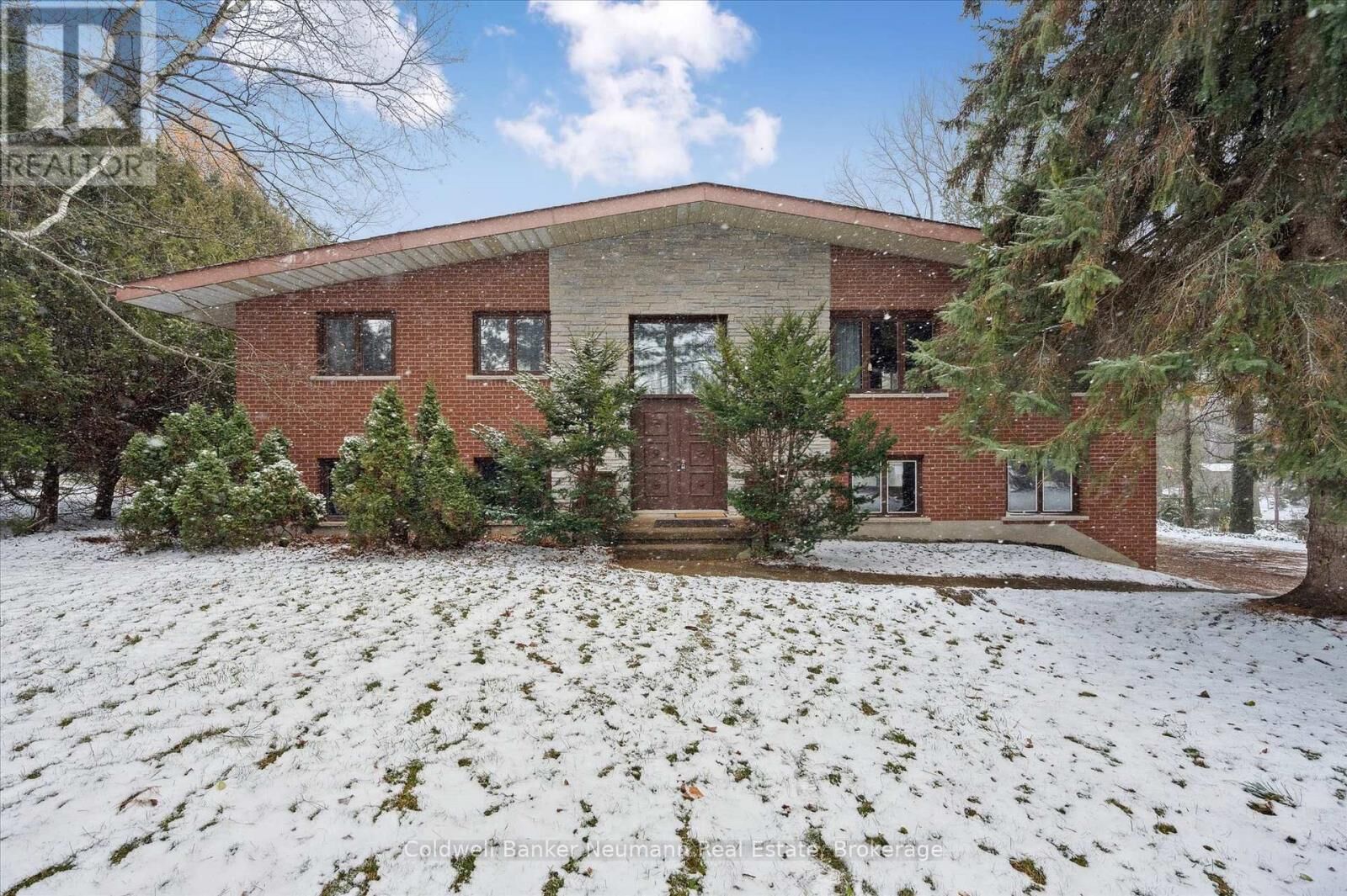 Property Photo: 7315 Wellington Rd 30 ON N1H 6J2