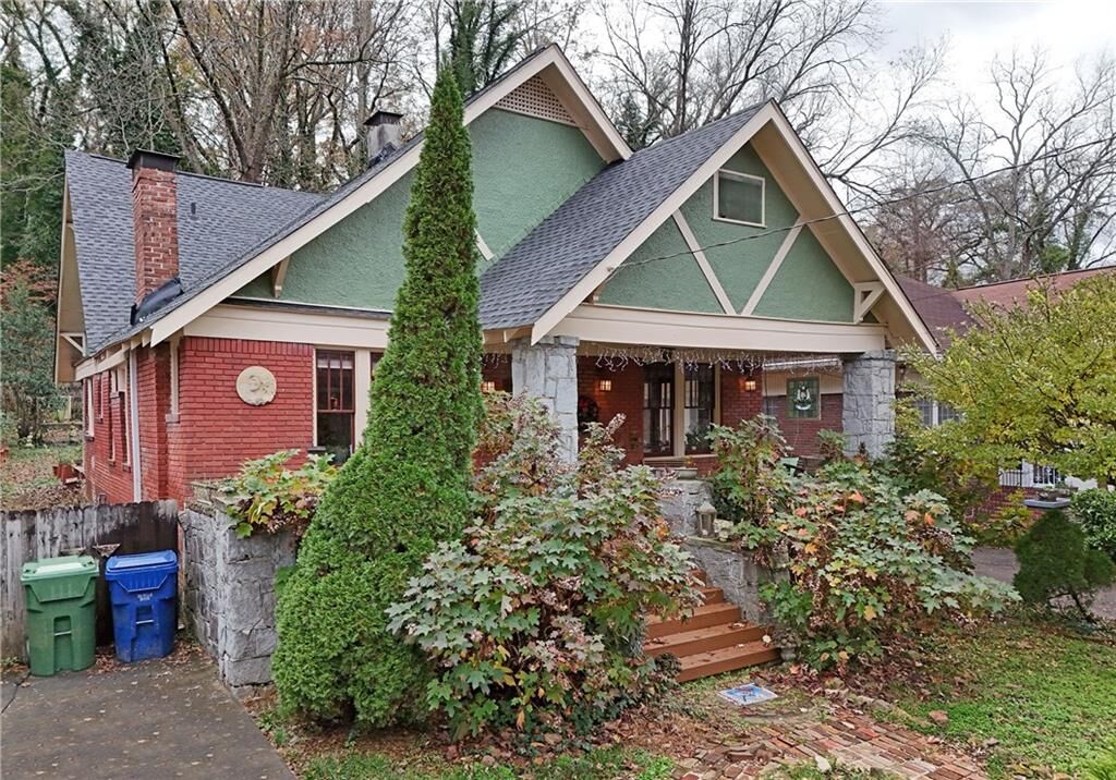 Property Photo: 1540 Rogers Avenue SW GA 30310