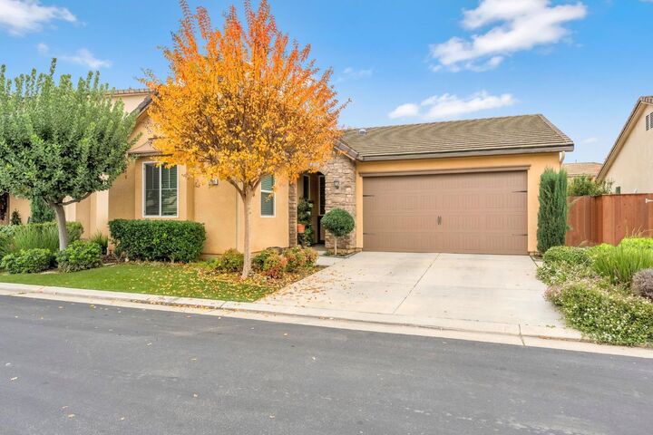 Property Photo:  3285 W Melody Drive  CA 93711 