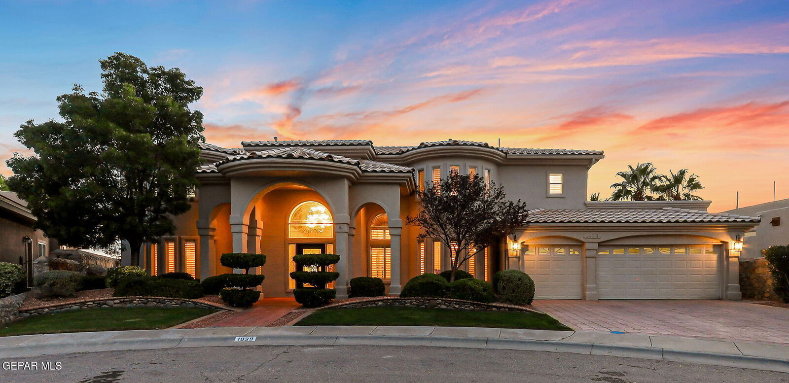 Property Photo: 1039 Calle Flor Place TX 79912