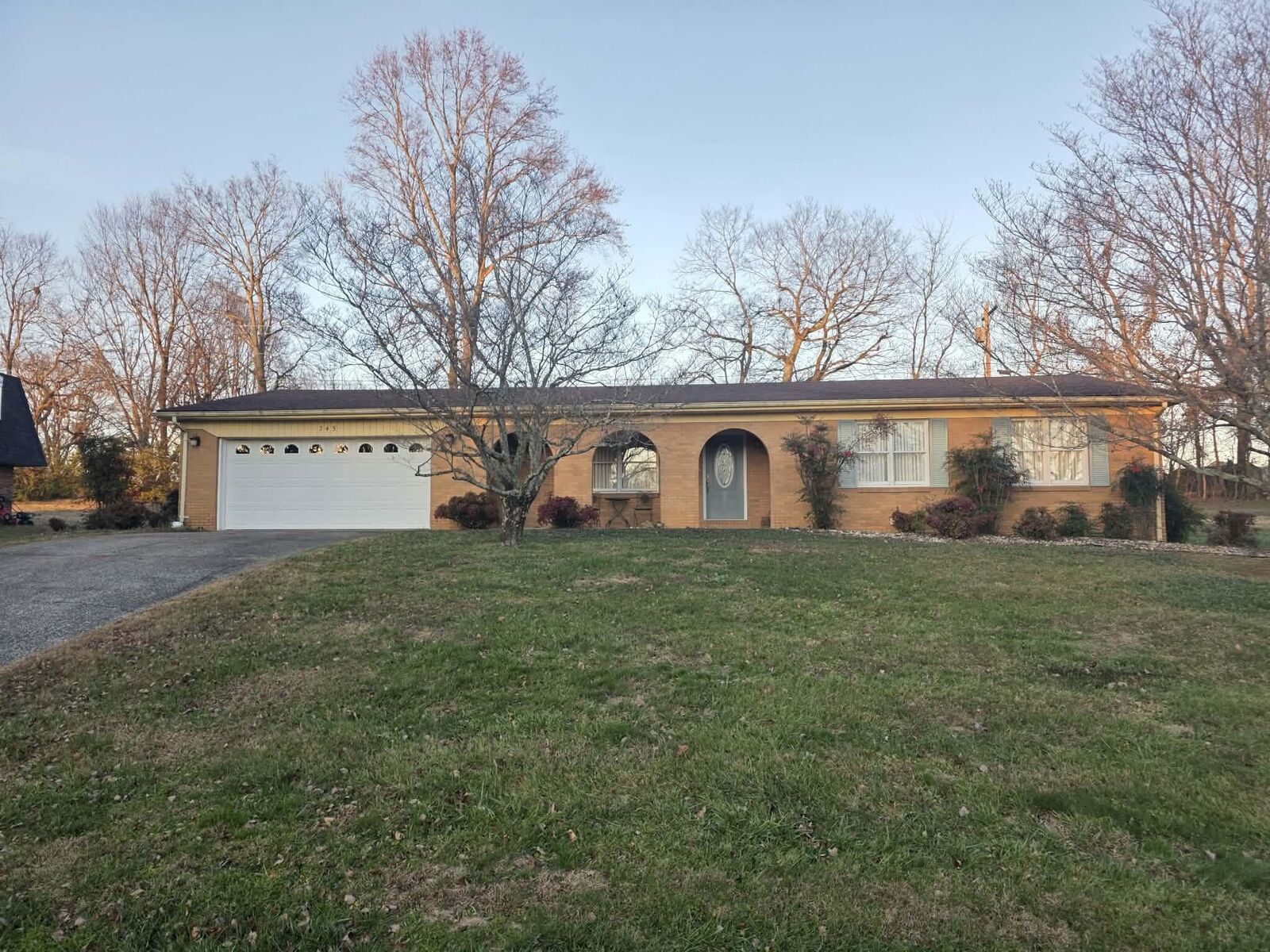 Property Photo: 345 Plantation Avenue KY 42501