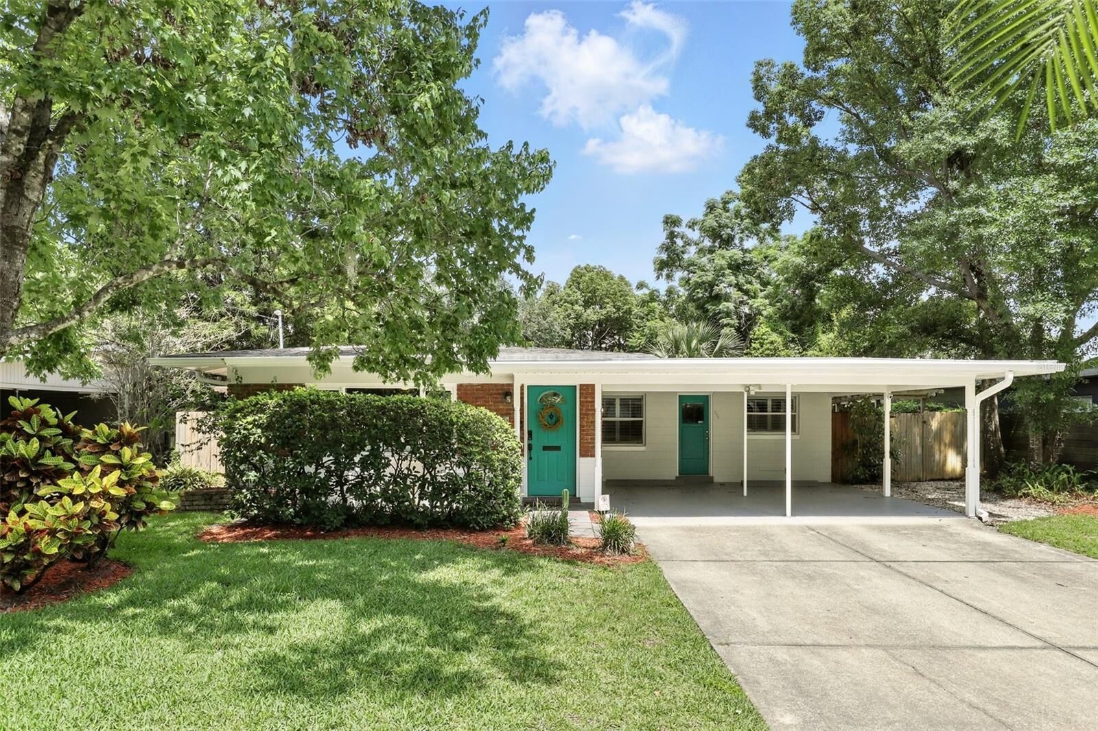 Property Photo:  509 Altaloma Avenue  FL 32803 