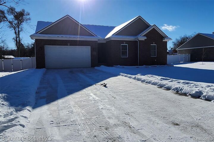 Property Photo:  38671 Belliveau Street  MI 48185 1085 