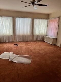 Property Photo: 7611 S Ridgeland Avenue IL 60649